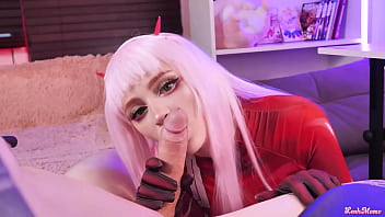 Pagou peitinho zero two cosplay