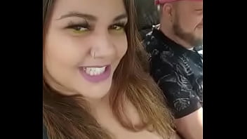 Mulher com tatuagem no cu