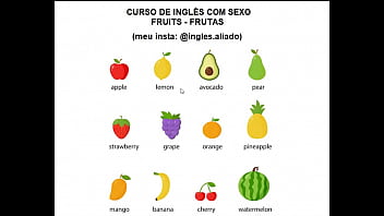 Mulher fruta pão